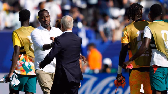 Senegal demite Pape Thiaw após eliminação na Copa do Mundo
