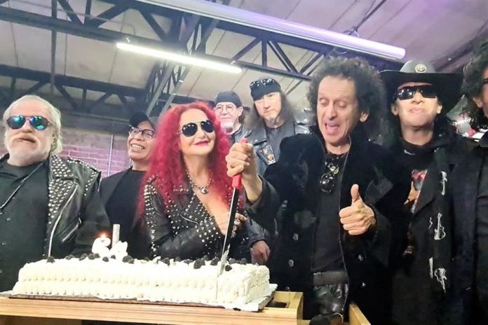 Alex Lora Festeja 54 Anos De El Tri Con Serie Y Conciertos