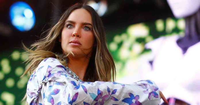 Denuncian A Belinda Por Tener Animales Exoticos