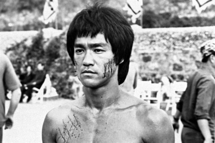 Nota Bruce Lee