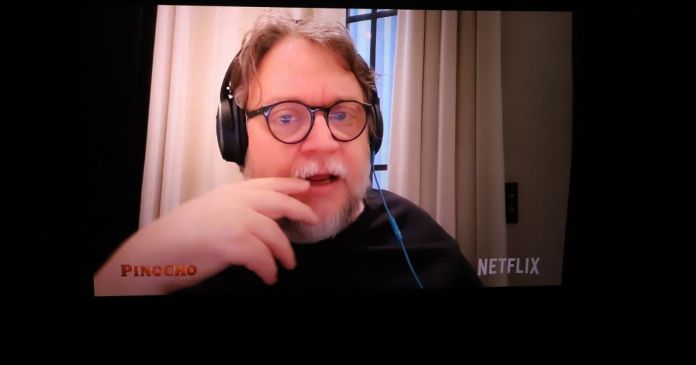 Llevara Guillermo Del Toro Un Nobel A La Pantalla