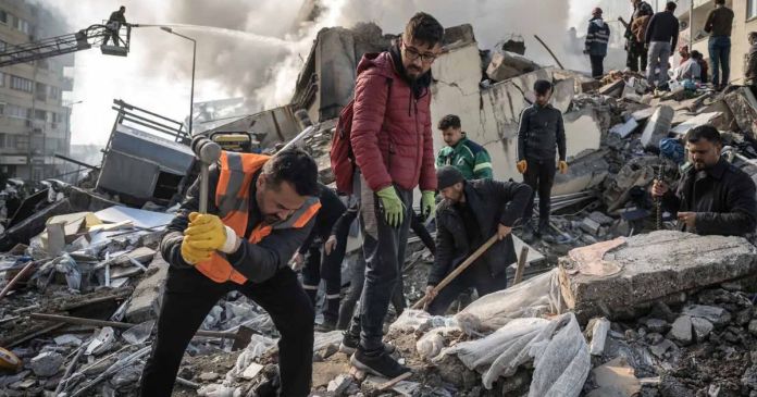 Eleva Turquia A Mas De 41 Mil Los Muertos Por Terremotos