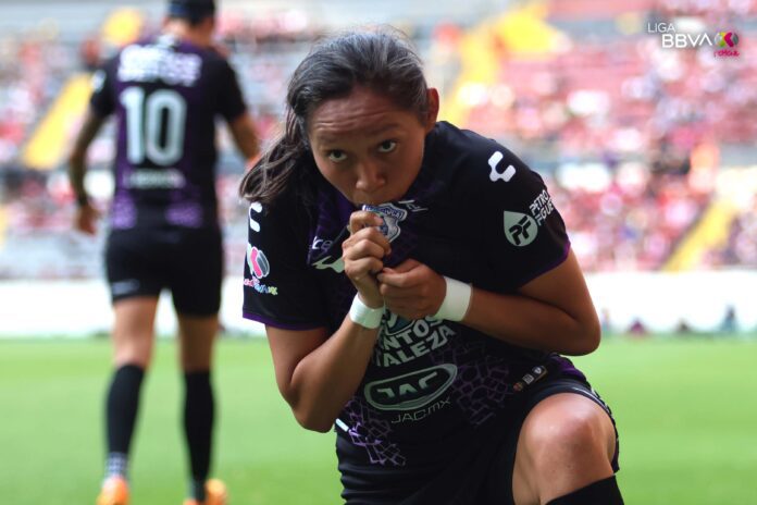 Chetumalena Salazar Va A La Final Con Pachuca Femenil 696x464 1