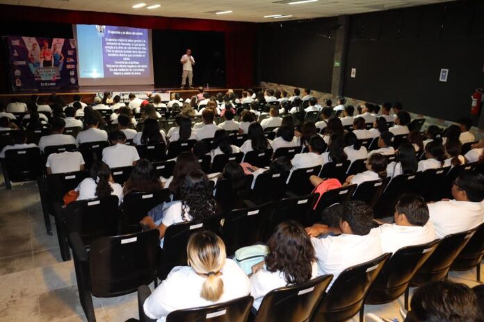 Recibe Playa El Congreso Internacional De Actividad Fisica 696x464 1