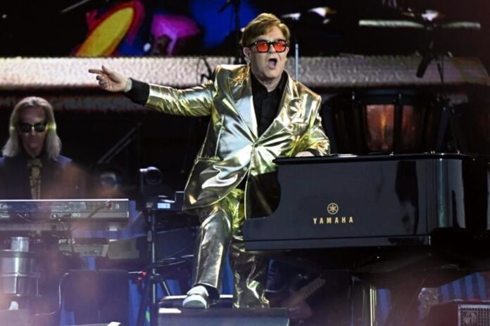 Elton John Legendario 696x464 1