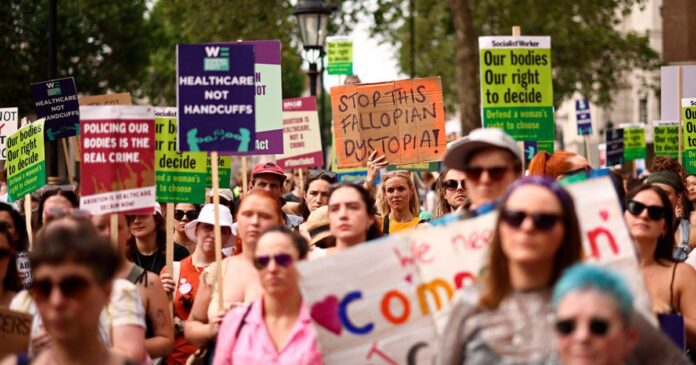 Se Manifiestan En Londres Contra Penalizacion Del Aborto 696x365 1