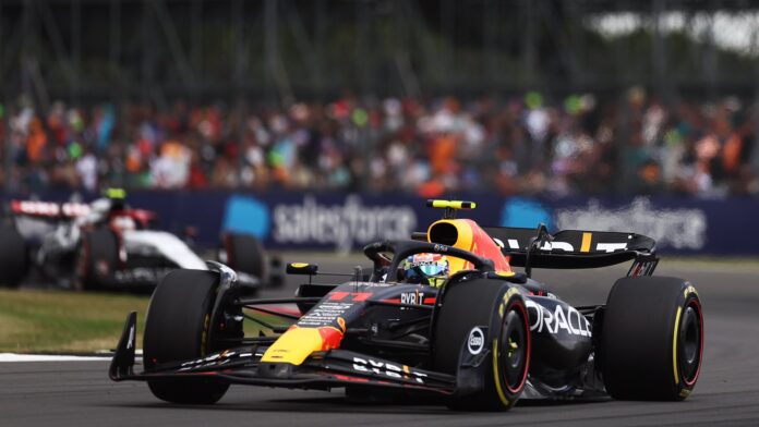 Rescata Checo Puntos En Gp De Silverstone 696x392 1