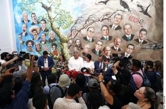 Inaugura Adan Mural De Buenos Y Malos 696x457 1