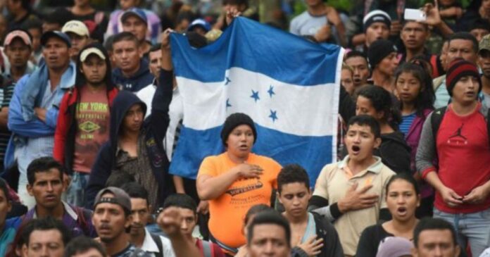 Mueren Cada Dia Dos Menores De Forma Violenta En Honduras 696x365 1