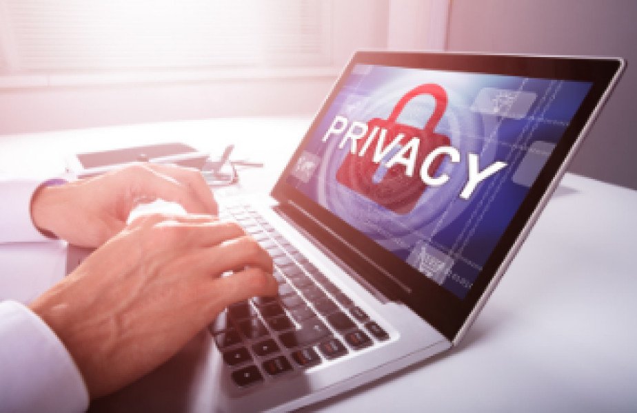 Protege tu privacidad digital con estos consejos infalibles