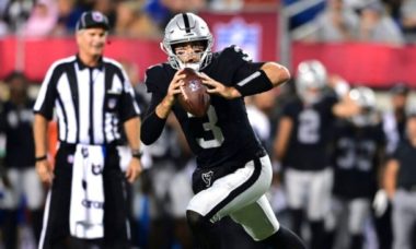 Toman Raiders Con Calma Busqueda De Quarterback