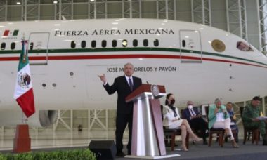 Malbaratan Avion Por Dice Amlo Falla De Origen 696x365 1