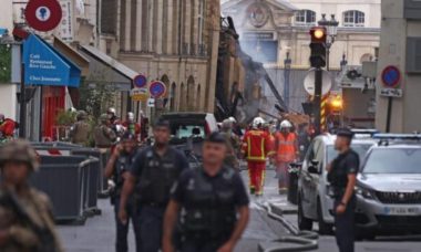 Aumentan A 37 Los Heridos Por Explosion De Gas En Paris 696x365 1