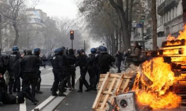 Cerca De 77 Detenidos Por Las Protestas En Francia 696x365 1