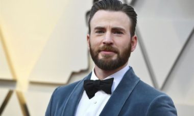 Nota Novia Chris Evans