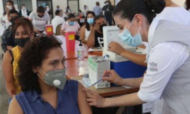 Issste Se Suma Al Operativo De La Ssy Y Comienza A Vacunar Con Exito Contra La Influenza